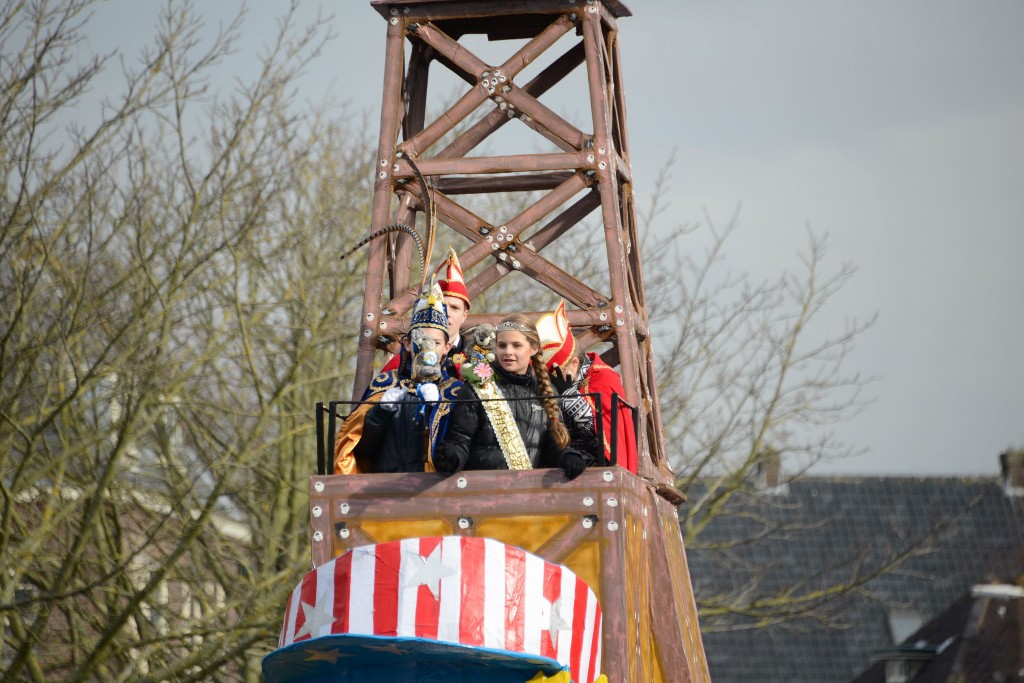 ../Images/Optocht 2015 143.jpg